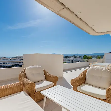 Marina Banus شقة ماربيا
